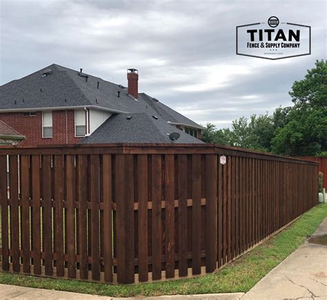 Shadowbox Fence | Backyard fences, Shadow box fence, Fence design