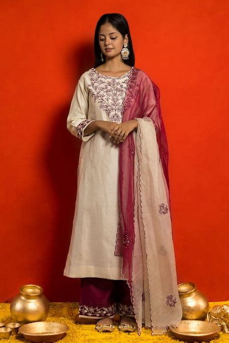Buy Ivory Pure Silk Chanderi Embroidered Resham Round Neckline Kurta ...