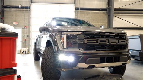 Installing Baja Designs XL Racer + S1/SAE Squadron Fog Pocket Kit in t ...