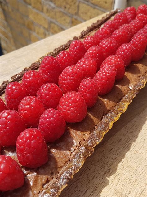 Gluten Free Chocolate Brownie Tart with Raspberries | Gluten free ...