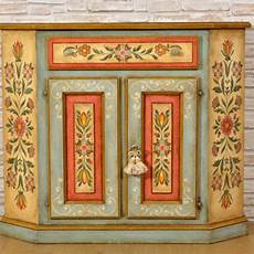 credenza tirolese mobiletti tavolini e colonne archivi mobili vangelista credenza tirolese mobiletti tavolini e colonne archivi mobili vangelista