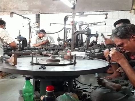 With the ongoing Russia-Ukraine war directly impacting the rupee on the ...