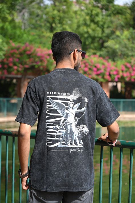 Invictus Acid Wash T-Shirt – Black – The House of J&J
