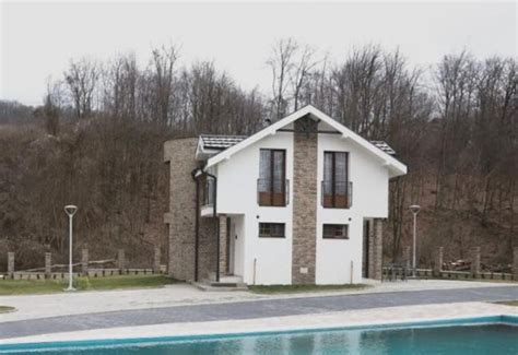 Crown house (Vrnjačka Banja, Srbija) | Turistički Centri, Hoteli i ...