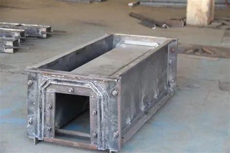 Precast Concrete Mould - Re Wall Mould Manufacturer from Rajkot