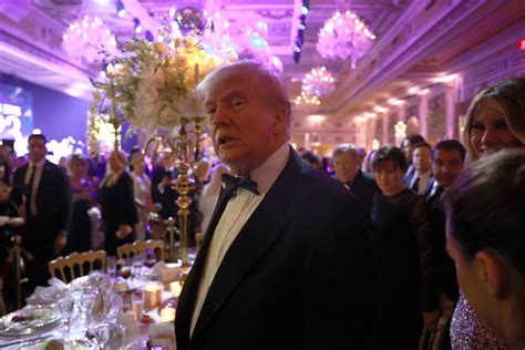 Donald Trump Says U.S. 'Like a Third World Country' in Video From NYE ...