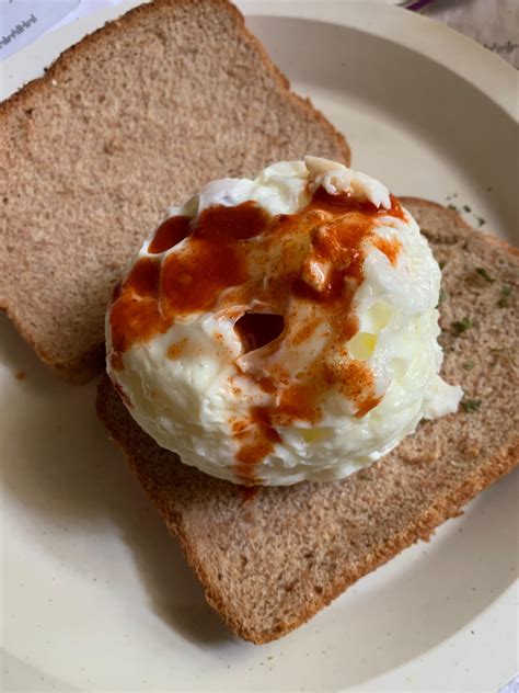 Microwaved egg white with Palo Alto Firefighters Habanero Pepper Sauce on whole wheat bread : r ...