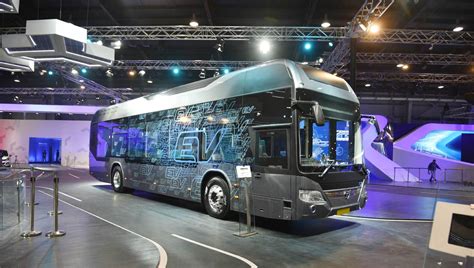 Tata Motors ups the ante in CVs with 15-product display at the Auto ...