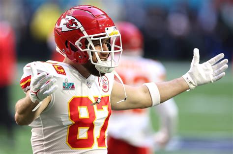 Travis Kelce's stanky leg TD celebration is everything