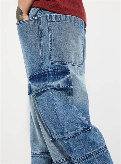 Buy URB_N Men Washed Loose Fit Cargos Online at just Rs. 1699.0 ...
