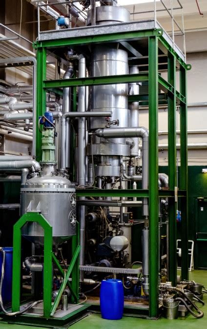 High-Quality Essential Oils and Essences Thanks to Vacuum Distillation ...