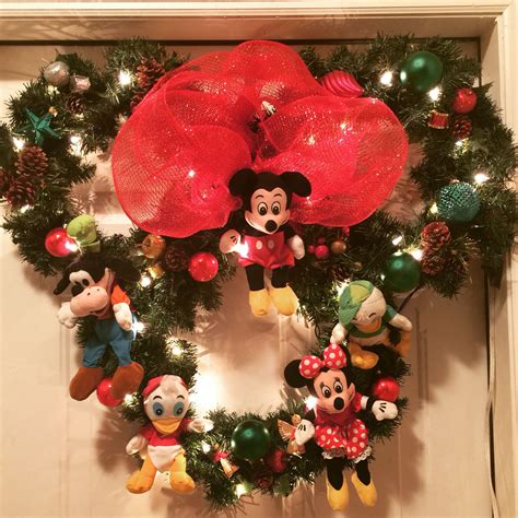 My Homemade Disney wreath! | Disney wreath, Mickey christmas, Christmas ...
