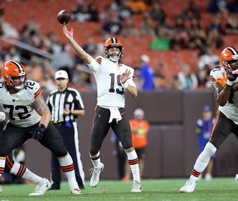 Browns roster moves to 53: Rookies Michael Woods II & D’Anthony Bell ...