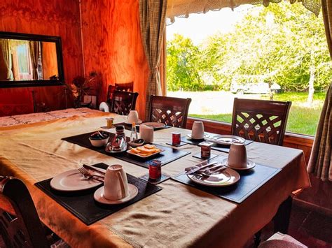 HOSPEDAJE EL JUNCAL (Puerto Ingeniero Ibanez) - Villa Reviews, Photos ...