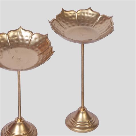 Buy Handmade Gold Metal Detachbale Suflower Urli | Set of 3 Online On ...