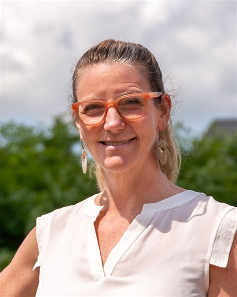 About Us - Porter's Center for Global Leadership