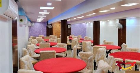 Venue in geeta colony | SelectVenue
