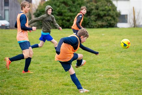 Football Kids 的图像结果