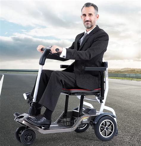 Foldable Four-Wheel Scooter for Old Age with maximum electric Power ...