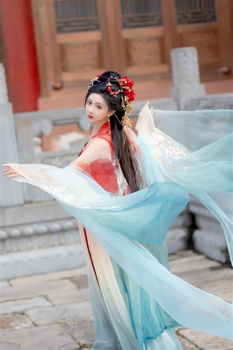 [YWW.ME] 2024.08.02 The little Su Su born in the rain outside the apricot blossom - V2PH