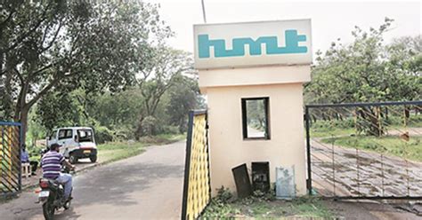 ISRO To Have Two New Centres In Karnataka After Govt Gives It HMT ...