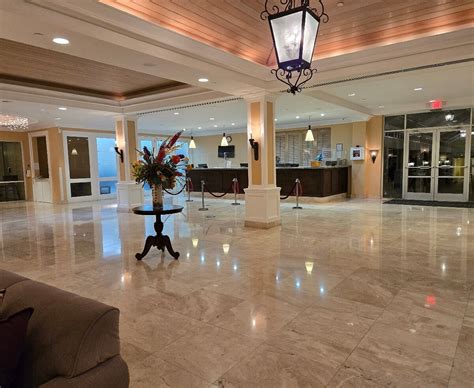 LIGHTHOUSE POINTE AT GRAND LUCAYAN RESORT (Freeport, Bahamas - Grand ...