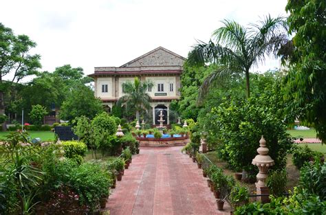 University Maharani College