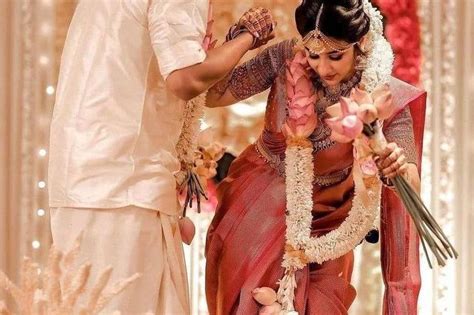 Early Bird - Photographer - Bara Bazar - Weddingwire.in