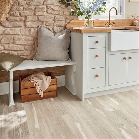 Karndean Luxury Vinyl Van Gogh Rigidcore Silver Farmhouse Oak ...