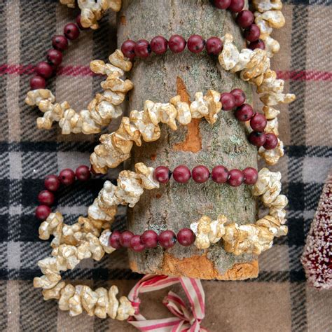 9 FOOT POPCORN / CRANBERRY GARLAND - Elfmade and Company