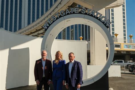 New Vegas Loop station opens near Westgate Resort