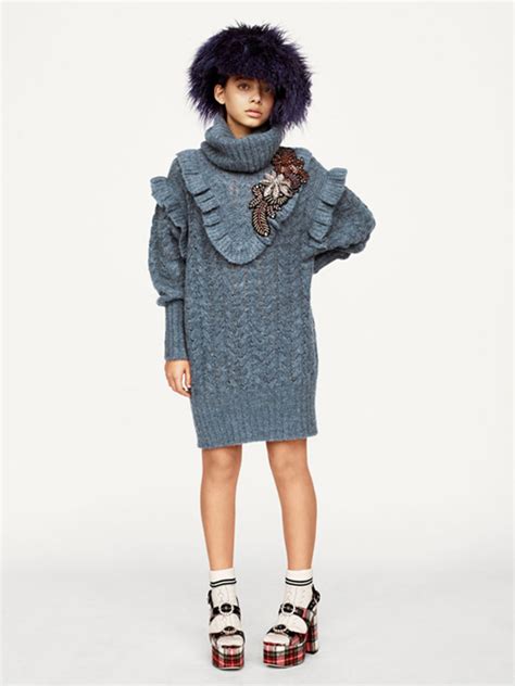 Miu Miu（缪缪）释出2017早秋系列LookBook-服装品牌新品-CFW服装设计网