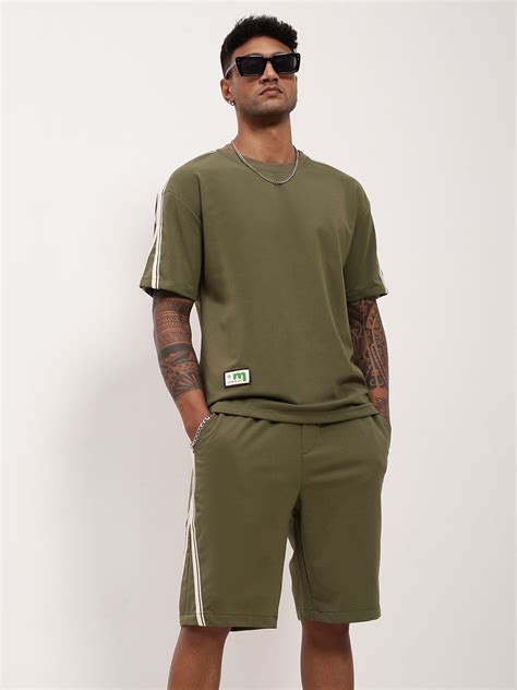 Buy Men's Green Solid Co Ords Set Online | Showoffff