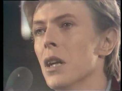 David-Bowie-Heroes-Dutch-TV 1977 - YouTube | David bowie, Bowie heroes ...