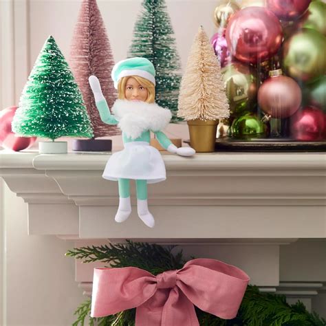 Martha on the Mantel Is Here to Add an Elegant Holiday Touch to Your Home
