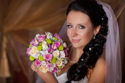 Hot Bride 的图像结果