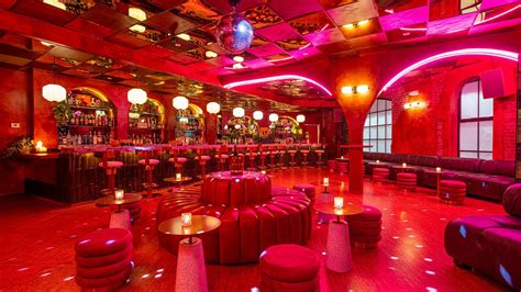 This Stunning New Arts District Bar Riffs On ’70s Italian Disco ...