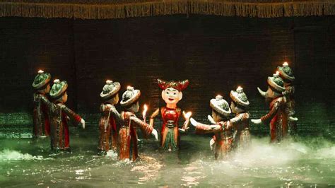 What is Vietnam Famous For: Places, Food, Culture and Activities