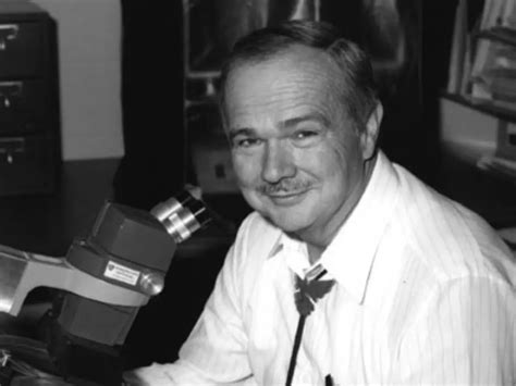 Eugene Merle Shoemaker: दुनिया का पहला और इकलौता आदमी जिसकी अस्थियों को ...