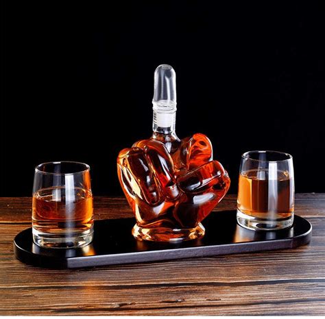Buy Middle Finger Whiskey Decanter Bar Set Online-India – QuirkyStore.in