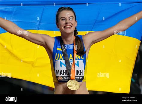 Yaroslava Mahuchikh, of Ukraine, celebrates after winning the gold ...