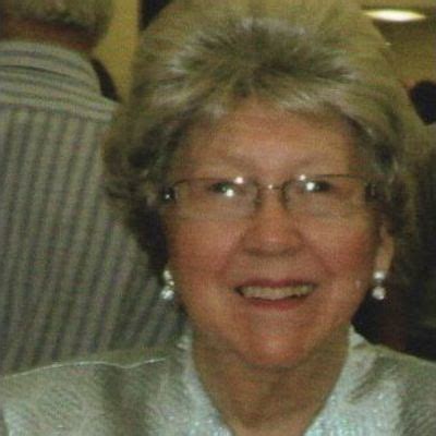 Runge Mortuary Memorials and Obituaries | We Remember