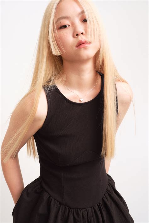 Bubble-Hem Mini Dress - Black - Ladies | H&M PH