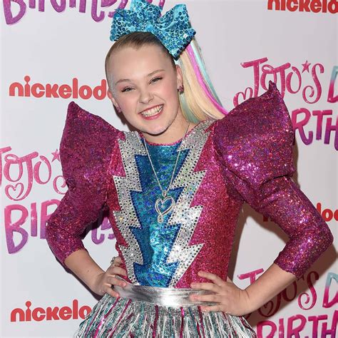 Download Jojo Siwa Background | Wallpapers.com