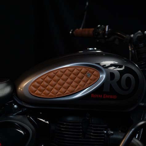 Raised Diamond Tankpad (Hunter 350) – Tanners Pride (V.C. Exports)