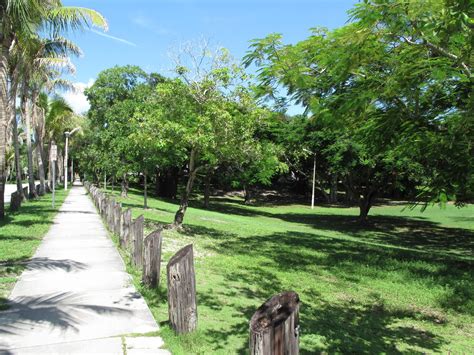 The Parks Department: Merrie Christmas Park