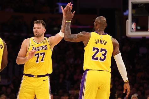 Lakers Coach Makes Bold Claim About LeBron James’ Chemistry With Luka ...