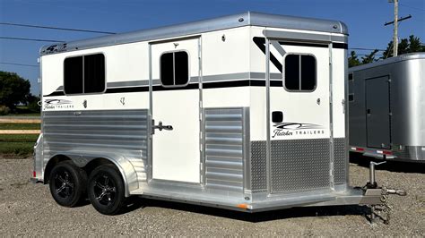 SOLD 2025 4-Star Trailer 2 Horse Straight Load Bumper Pull Dressing ...