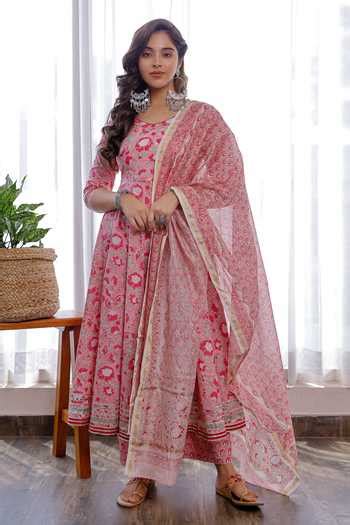 Buy Pheeta Pink Cotton Floral Print Anarkali Set Online | Aza Fashion.