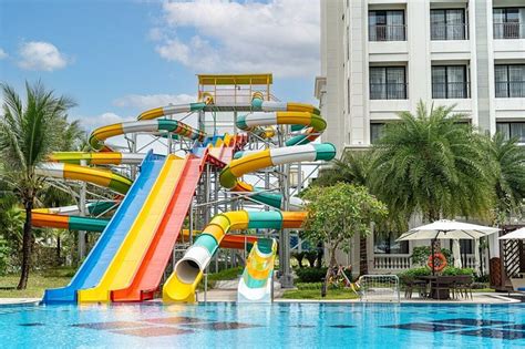 Wyndham Garden Grandworld Phú Quốc (All-Inclusive) Pool: Pictures ...